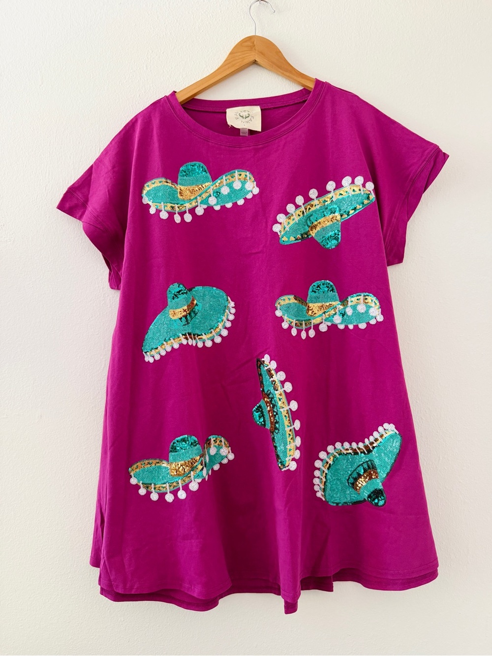 Fantastic Fawn Fuschia Purple Fiesta Tshirt Tunic Dress Sequin Sombrero